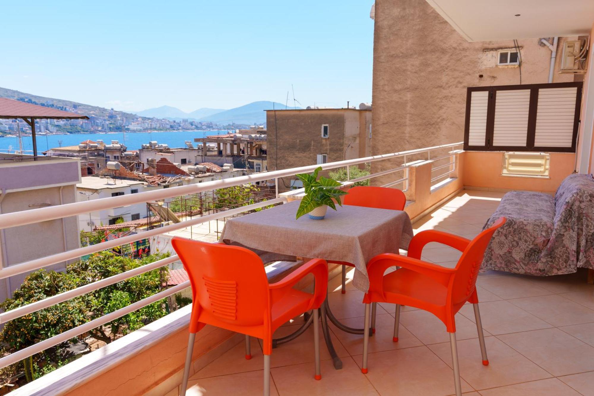 Sarah'S Apartments - 5 Min Walk To Beaches & Boulevard - Big Balcony! ซารานเดอ ภายนอก รูปภาพ